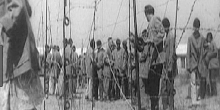 “Pëllumb Dishnica ka thënë: Enver Hoxha u ka kallur tmerrin, ky është regjim policor i pashembullt, i hurit dhe i litarit…”/ Përgjimet e Sigurimit në kampin e Zvërnecit