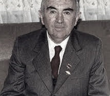 “Kur Adil Çarçanit i treguan listën me emrat nga sektori i naftës që do arrestoheshin si sabotatorë, ai tha… “/ Kujtimet e panjohura të ish-gazetarit të Radio-Tiranës dhe ‘RD’-së