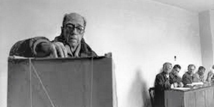 “Kur Adil Çarçanit i treguan listën me emrat nga sektori i naftës që do arrestoheshin si sabotatorë, ai tha… “/ Kujtimet e panjohura të ish-gazetarit të Radio-Tiranës dhe ‘RD’-së