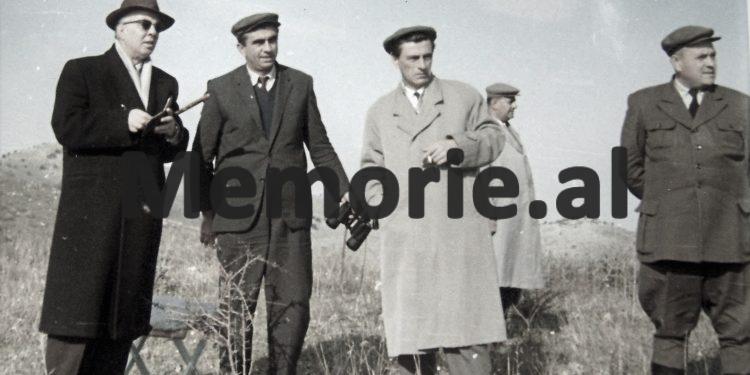 “Është përhapur në të gjithë Shqipërinë, sikur Hysni Kapo s’ka vdekur nga kanceri, por e kanë vrarë me urdhër të..…”/ Plenumi i V-të, tetor ‘82   kur “kryqëzohej” Kadri Hazbiu!