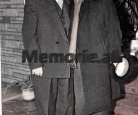 “Është përhapur në të gjithë Shqipërinë, sikur Hysni Kapo s’ka vdekur nga kanceri, por e kanë vrarë me urdhër të..…”/ Plenumi i V-të, tetor ‘82   kur “kryqëzohej” Kadri Hazbiu!