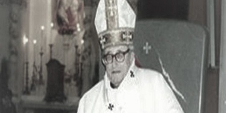 “Kur i panjohuri i tha se; kam ardhur për të kërkuar falje se të kam dal dëshmitar në gjyq, Dom Frano Illia i’u përgjigj…”/ Historia e panjohur e studiuesit dhe etnografit që vuajti 20 vite burg