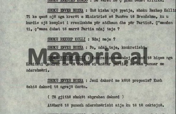 “Shoku Veli, na thuaj se si është ajo puna e armës bastun me dylbi, që u prodhua për armikun Mehmet Shehu…”?! / Plenumi i 5-të, tetor ’82, kur “kryqëzohej” ministri Hazbiu