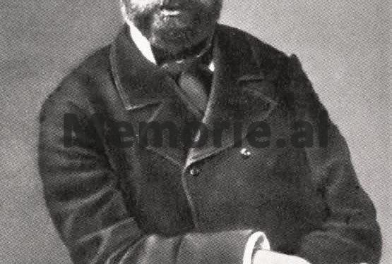 “Në 1945-ën, Mehmet Shehu thirri vjehrrin tim, Qamil Vlorën, që ishte i biri i Ismail Qemalit dhe i kërkoi…”/ Historia e panjohur e djalit të Plakut të Vlorës, që u burgos nga Enver Hoxha