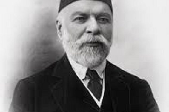 “Vjehrri im, Qamili, i biri i Ismail Qemalit, vuajti dy vjet burg për revolen e të atit dhe në varrimin e tij, ishim 6 veta…”/ Si e persekutoi Enveri, familjen e Plakut të Vlorës