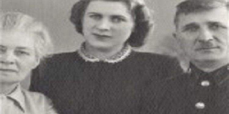“Në vitet 1932 – ‘33, prej politikës së Stalinit, vdiqën nga uria e afro 7 milion ukrainas…”/ Dëshmia e Oleksandra Radchenko, që u persekutua për ditarët e saj