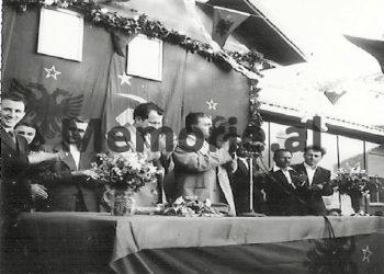 “Tuk Jakova është në dijeni se ndiqet nga organet tona, pasi në Qytetin ‘Stalin’, ai i tha bashkëpunëtorit ‘Nuredini’, se Sigurimi…”/ Raport-survejimi, Berat, 1955