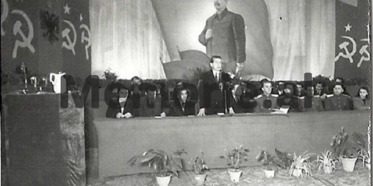 “Pas vetëvrasjes së mbesës së Patër Anton Arapit, që unë e futa në punë, thashë se; Enver Hoxha nuk është…”/ Raport-survejimi i “Filantropit”, për Tuk Jakovën