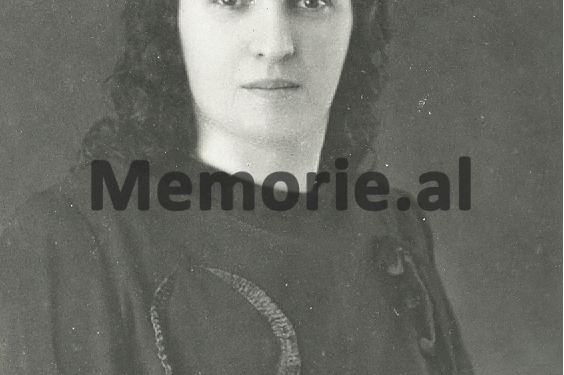 “Si i rezistuan diktaturës komuniste; Zehnije Gjylbegu, Xhyhere Kazazi, Luçie Malaj, Sadie Kazazi dhe Lezinë Tonini…”/ Rrëfimi i Fatbardha Mulleti Saraçit
