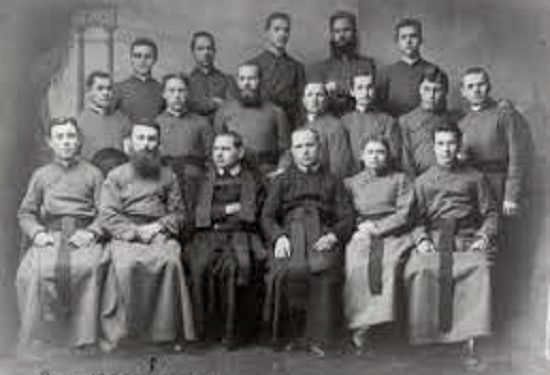 “Omelyan Kovch, prifti ukrainas që u burgos nga Stalini dhe u masakrua nga nazistët në ‘44-ën…”/ Historia tragjike e klerikut që u dekorua nga Papa Gjon Pali i II-të