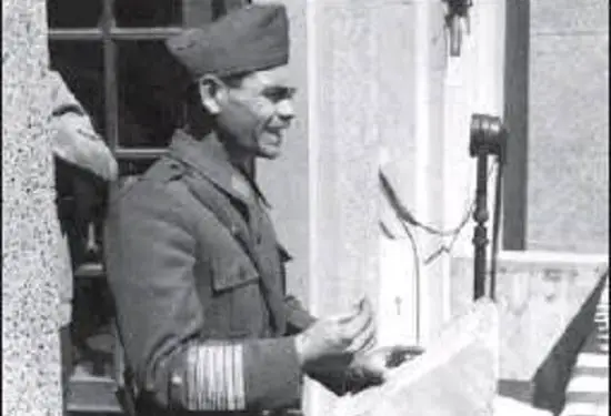 Raport-survejimi i “Luarasit”, Berat ‘56 : “Tuku tha se i pëlqeu fjalimi i Enverit që e kishte dëgjuar në radio, se ai është orator, por unë s’lejoj që…”