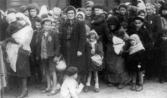 “Omelyan Kovch, prifti ukrainas që u burgos nga Stalini dhe u masakrua nga nazistët në ‘44-ën…”/ Historia tragjike e klerikut që u dekorua nga Papa Gjon Pali i II-të