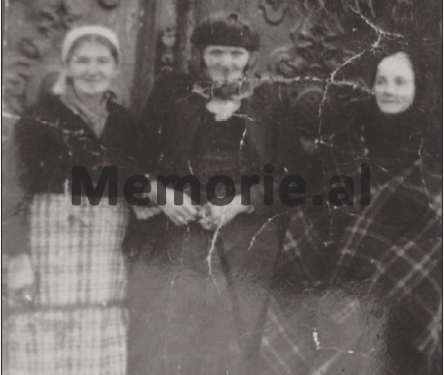 “Si e sfiduan regjimin komunist, gruaja dhe të bijat e Kapedan Gjon Markagjonit, të cilat…”/ Rrëfimi i Fatbardha Mulleti Saraçit