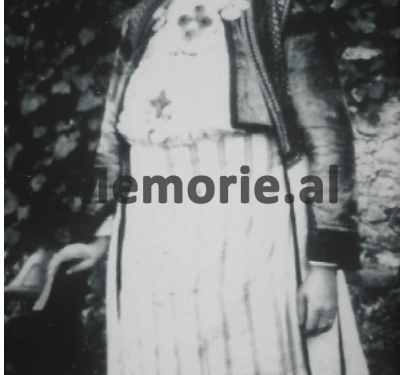 “Si e sfiduan regjimin komunist, gruaja dhe të bijat e Kapedan Gjon Markagjonit, të cilat…”/ Rrëfimi i Fatbardha Mulleti Saraçit