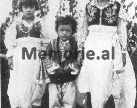 “Esat Pash Toptani, një nga figurat më të paskrupullta në historinë shqiptare, guxoi…”/ Libri i suedezit që vizitoi Shqipërinë në 1935-ën