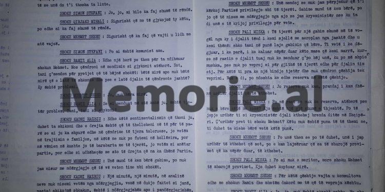 “Mehmet, cilët ishin ata shokë që kishin dijeni për fejesën e djalit tënd dhe nuk erdhën për…”/ Diskutimi i Enverit në mbledhjen e Byrosë, 17 dhjetor ‘81
