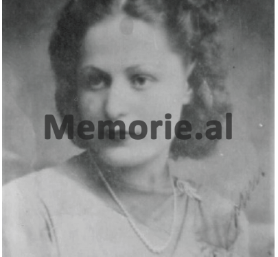 “Si e sfiduan regjimin komunist, gruaja dhe të bijat e Kapedan Gjon Markagjonit, të cilat…”/ Rrëfimi i Fatbardha Mulleti Saraçit