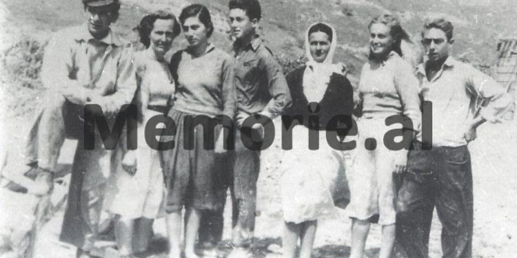 “Dedën, të birin e Gjon Markagjonit, Sigurimi i Shtetit e mbajti tre vjet në arkivol, duke i kërkuar…”/ Rrëfimi i Fatbardha Mulleti Saraçit