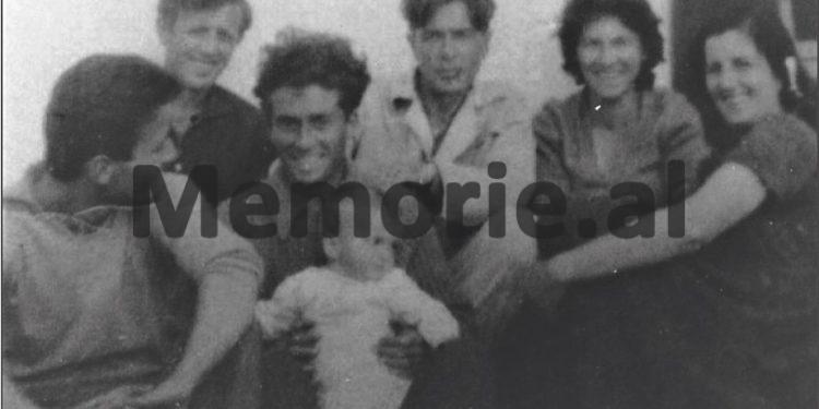 “Ja historia tragjike e familjes së Kol Bib Miraka në regjimin komunist, ku ata…”/ Rrëfimi i Fatbardha Mulleti Saraçi