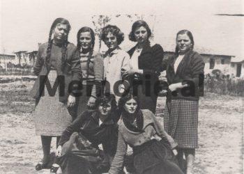 “Në Berat, komandanti i kampit, kapiten Pandi Anastasi, abuzonte me vajzat e internuara, duke…”/ Rrëfimi i Kristina Mark Gjomarkaj