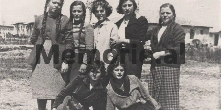 “Në Berat, komandanti i kampit, kapiten Pandi Anastasi, abuzonte me vajzat e internuara, duke…”/ Rrëfimi i Kristina Mark Gjomarkaj