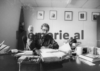 “Me ftesë të Mbreti Leka Zogu, në korrikun e ’72-it, filmova mbledhjen e Madridit që e kryesoi Xhafer Deva, ku ishin…”/ Dëshmia e rrallë e shqiptarit të arratisur