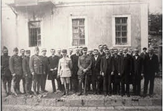 “Në vitin 1973.  takuam në Korçë bashkëshorten e Themistokli Gërmenjit, e cila na tha…”/ Dëshmia e rrallë e shkrimtarit Skifter Këlliçi