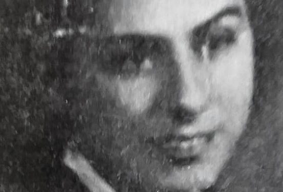 “Pasi ja shkulën me pinca dhëmbët e floririt, nënën e shtrinë për tokë në qeli dhe …”!/ Historia e tragjike e tiranasit që vuajti 27 vite në burgjet e Enver Hoxhës