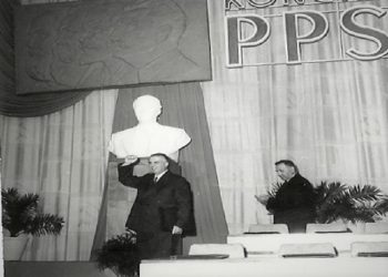 “Mehmet, më ke marrë leje mua si Komandant i Përgjithshëm, që ke shkuar te Shkolla e Partisë dhe ke folur…”?!/ Shpërthimi i Enverit në mbledhjen e Byrosë, 17 dhjetor ‘81