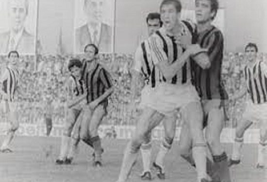 “Në Doganën e Qafë-Thanës, pasi u përdor detektori, Petro Rucit i’u gjetën 3 varse grash, Bimo, kishte veshur 3 palë mbathje, Durimi 3 çakmak, kurse…”/ Relacioni Hekuran Isait në ’82-in, për K.Q. të PPSH-së