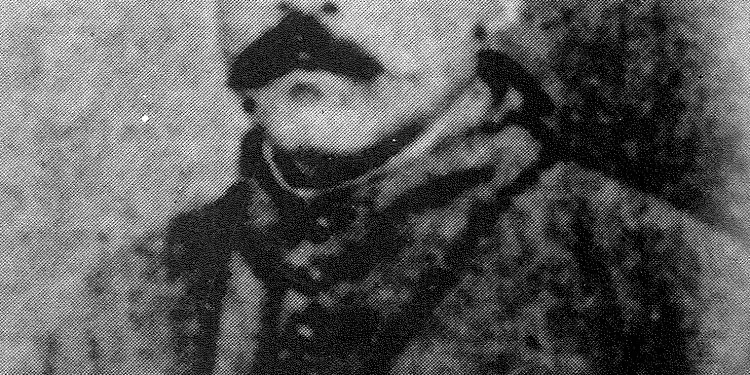 “Ngjitë me Kishën Katolike në Tiranë, zotnijtë Koja dhe Curri, mbajnë një kafe me emnin ‘Drita’, e cila n’fakt ka pamjen e një bordeli, ku vajza të reja…”!/ Zbulohet letra e Dom Shtjefën Kurtit