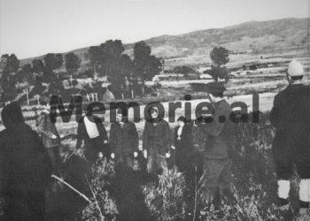 “Kapiten Riza Osmani, kreu i ‘Grupit Kosovar’ i dërguem prej Xhafer Devës me misionin parashutist, që kishte florinjtë me vete, u vra prej…”/ Letra e panjohur e Ernest Koliqit