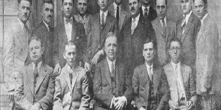 “Babai vuajti 20 vjet në burgun e Burrelit dhe e liruan se u diagnostikua me kancer, por vdiq 4 orë pas operacionit, sepse…”! / Dëshmia e dhimbshme e 90 vjeçarit, me 7 të burgosur nga rrethi familjar