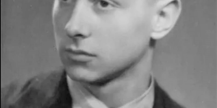 “Si mundëm të shpëtonim të gjallë nga persekutimi nazist dhe ai stalinist, pasi fallsifikuam…”/ Dëshmia e rrallë letonezit me origjinë hebraike, mbi fatin tragjik të 2.749 bashkatdhetarëve të tij