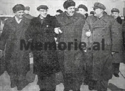 “Edhe pse nga ministria u tha që Beqir Balluku dhe delegacioni që ai kryesonte, të evitonin Parisin e të uleshin në Tiranë, ajo gjë nuk u mor parasysh…”/ Relacioni nga ambasada e Pekinit, në ’74-ën