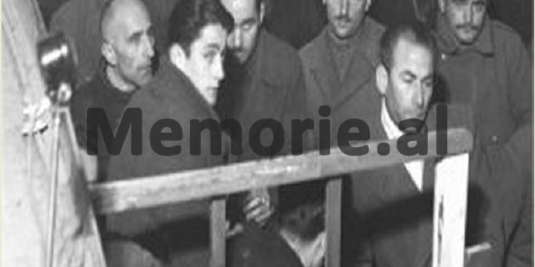 “Gjatë darkës, u thashë bashkëfshatarëve të mi, të mos mërziten, se sapo të vdesin këta udhëheqësit e sotëm, të rinjtë që do vijnë, do të…”/ Deponimet e Dom Shtjefën Kurtit në hetuesi, Tiranë 1970