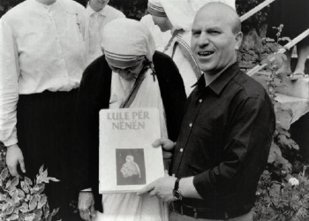 “When I accompanied Mother Teresa to Oslo, where she would receive the Nobel Prize, she was interviewed by two Russian journalists, who told her …” / The rare testimony of Dom Lush Gjergji from Kosovo