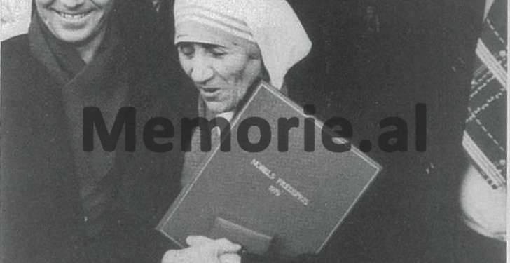 “Kur e shoqëroja Nënën Terezë në Oslo, ku ajo do merrte çmimin ‘Nobel’, atë e intervistuan dy gazetarë rusë, të cilët i thanë…”/ Dëshmia e rrallë e Dom Lush Gjergjit nga Kosova