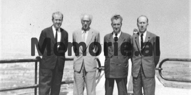 “Ministri ju thoshte atyre që do të dilnin jashtë me shërbim, se: ‘ju e dini numrin e këmbës së gruas dhe vajzave të mija’, me qëllim që ata t’i sillnin…”/ Raporti i vitit 1975, për “Grupin e Ekonomisë”