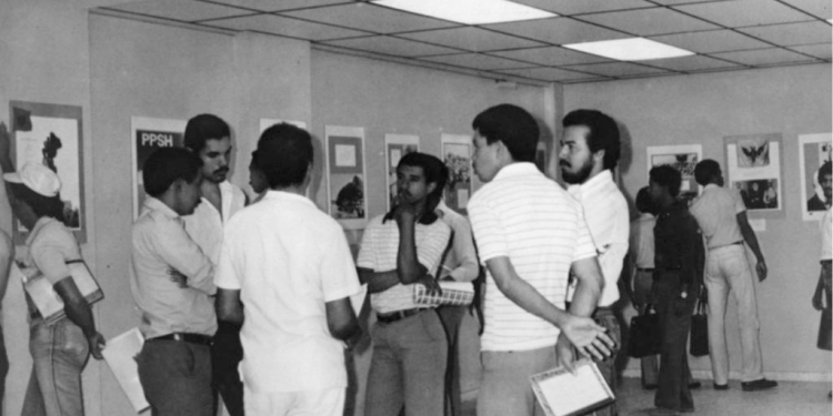 “Ndalohen të hyjnë në RPSH-së, persona të huaj që me paraqitjen e jashtme, bien ndesh me moralin tonë socialist, si p.sh., burra me flokë si të grave…”/ Zbulohet urdhëresa e Kadri Hazbiut, në ’73-in