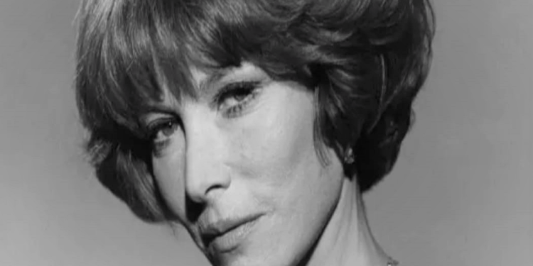 Nga Charlie Chaplin, te Dalton Trumbo, Peter Seeger, etj., / Historia e panjohur e shtatë artistëve të mëdhenj, karriera e të cilëve u rrëzua, nga lista e zezë e Hollywood