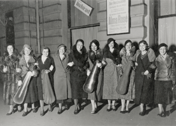 “Me gjenialitetin e saj si violiniste dhe drejtuese e orkestrës së grave në kampin nazist të Aushvicit, Alma Rose i magjepsi SS-ët, por ata e…”/ Historia tragjike e vajzës me origjinë hebreje