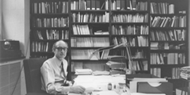 “Si mundëm të shpëtonim të gjallë nga persekutimi nazist dhe ai stalinist, pasi fallsifikuam…”/ Dëshmia e rrallë letonezit me origjinë hebraike, mbi fatin tragjik të 2.749 bashkatdhetarëve të tij