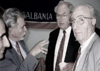 Relacioni sekret: “P. Çaushi, me perspektivë, V. Boriçi, kuadër i përgatitur, S. Plaka, burokrat, I. Bardhi, shok i mirë, V. Zarka, shofer, për bën për diplomat…”/ Karakteristikat e 50 diplomatëve, në ’79-ën