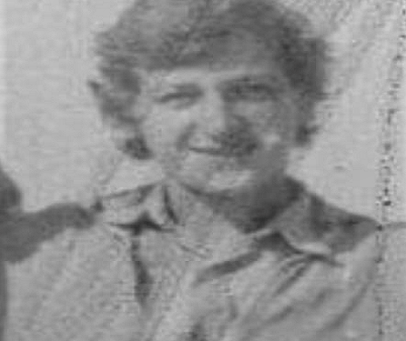 “Ka denigruar sekretarin e parë, sikur ka dërguar djalin në Francë se i dhimbte veshi, gruaja i ka sjellë një kone që e ushqen me bërxolla dhe…”/ Relacioni për “parullat armiqësore”, në ’90-ën