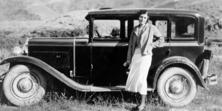 “Enver Hoxha e mashtroi vajzën bukuroshe italiane, Aurelia Terruzi, bashkëshorti i së cilës, Renato, vdiq në burgun e Burrelit, pasi…”/ Historia tragjike e familjes Pozelli