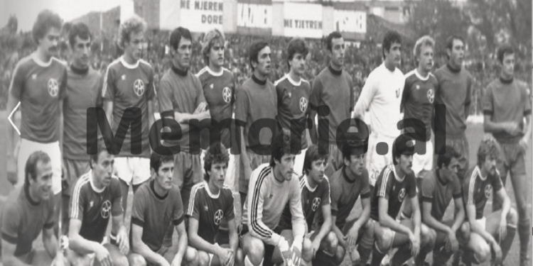 “Jani Kaçi, kolosi i portës korçare, që u ndëshkua për foton e Enver Hoxhës dhe u…” / Historia e panjohur e legjendës së përfaqësueses që u huazua edhe nga ‘Partizani” e “Vllaznia”, në kupat e europës