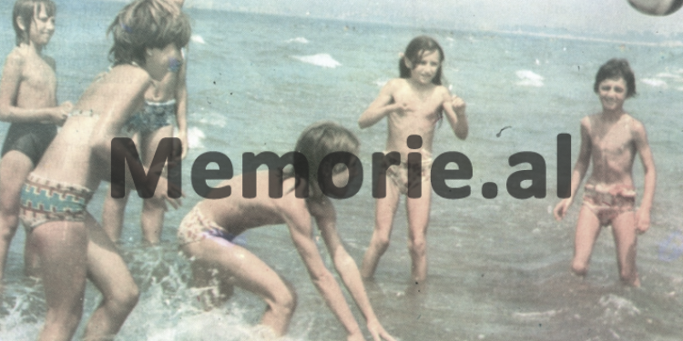 “Dikur në kampin e pionierëve “Qemal Stafa”, të Durrësit, kur shkonim me një fletë kampi dhe drejtori i paharruar…”/ Kujtimet e publicistit dhe ish-arbitrit të njohur të futbollit