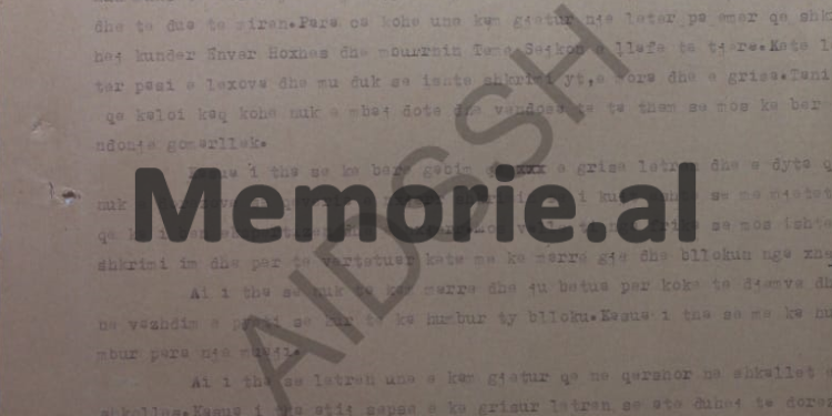 “Pasi bleva një radio, unë dëgjoja stacionet e huaja që flisnin shqip, veçanërisht Radio-Moskën, e cila për PPSH-në, thoshte se…” / Dëshmitë e Kaso Hoxhës në hetuesi, Sarandë, 1973
