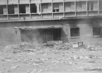 “Më 2 prill ‘91, kujtoj të bijën e artistit të madh Gjok Vata e cila bëri një akt heroik: kërceu mbi tankun që Dega e Brendshme kishte sjellë aty dhe…”/ Dëshmia e studiuesit të krimeve të komunizmit